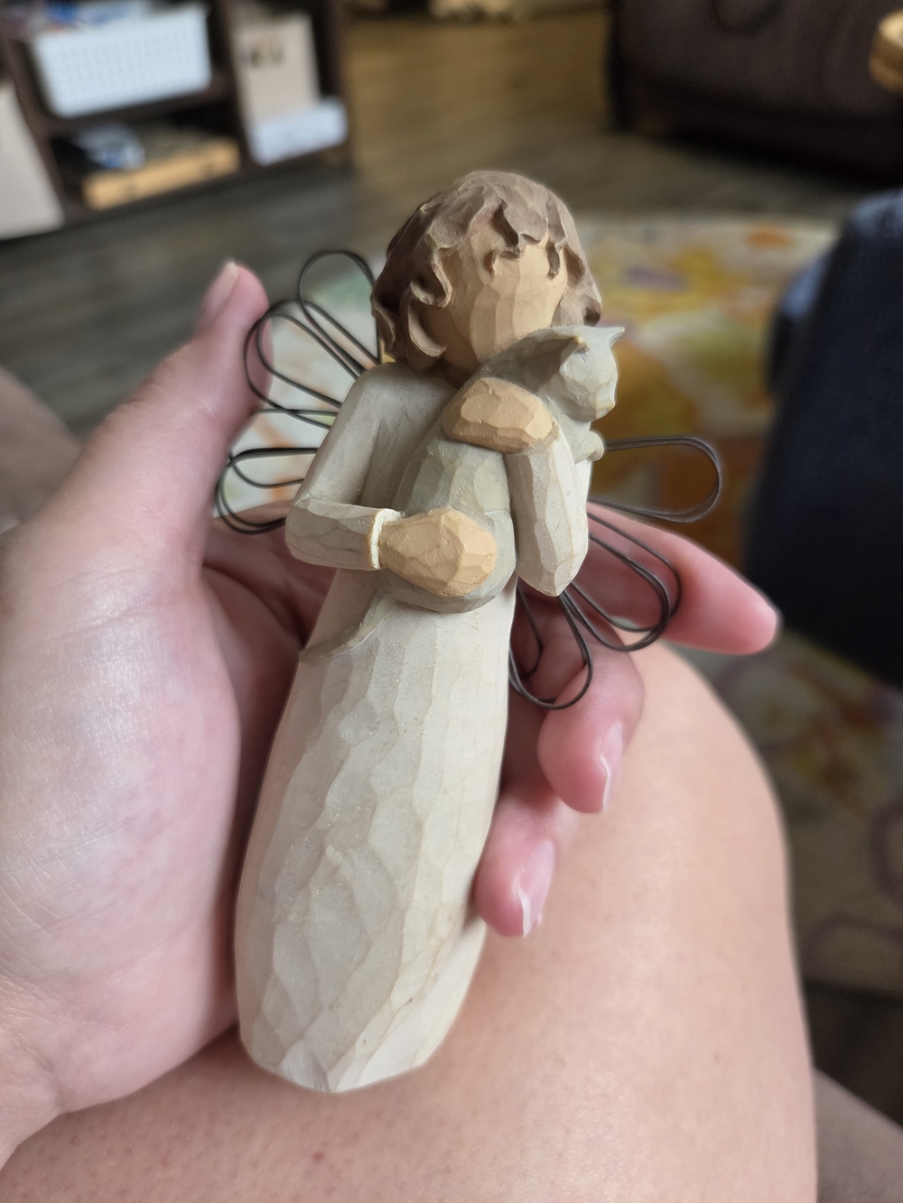 Willow Tree Neutral-Tone Angel Figurine with Cat